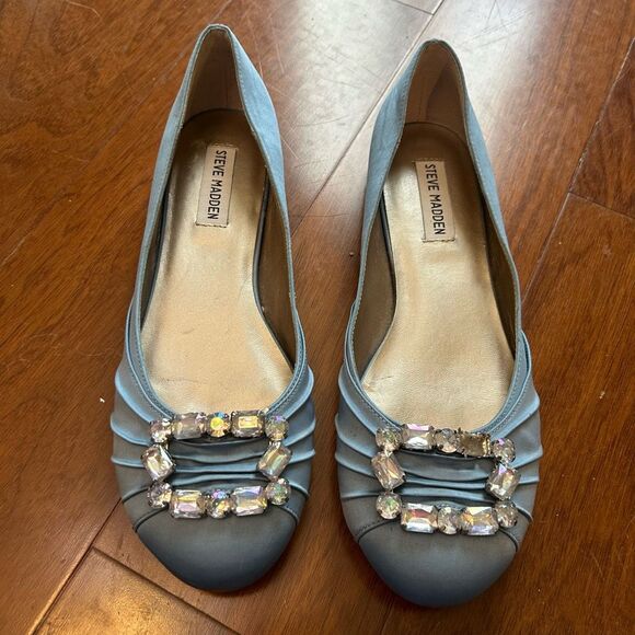 Steve Madden women's Blasted blue jeweled buckle flat shoe size‎ 9M - Picture 1 of 5